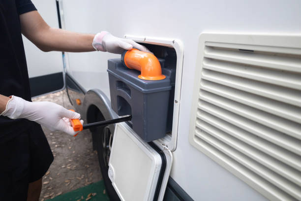 Portable Toilet Options We Offer in Cottonwood Shores, TX